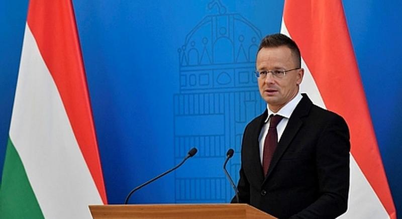 Szijjártó Péter: nem újabb fegyverekre, hanem tűzszünetre van szükség Ukrajnában