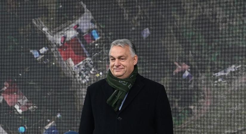 Orbán Viktor utat ad át Soltvadkerten – kövesse nálunk élőben