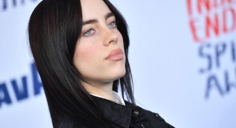 A saját koncertjén sérült meg Billie Eilish, ezzel dobta meg egy rajongója