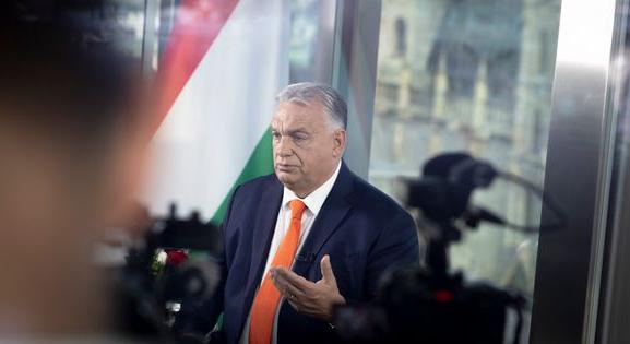 Orbán bejelentést tett: 2026-ban áttörő béremelés jön a szociális ágazatban