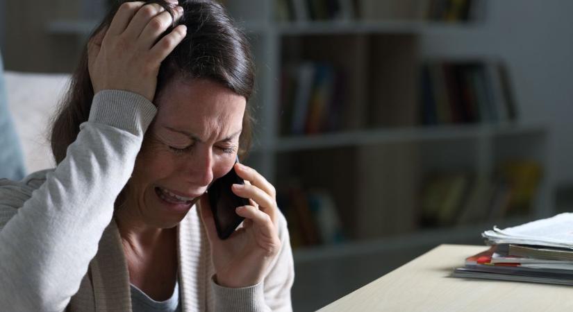 „Egyszer sem emelkedik a mellkasa!" – kiáltotta a gyermeke életéért küzdő édesanya a telefonban