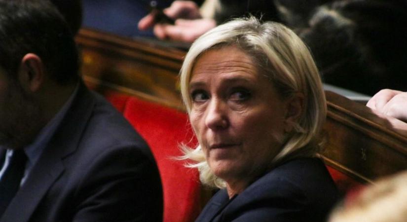 Fordulat Franciaországban: Le Pen akár hajlandó is lehet együtt dolgozni az új miniszterelnökkel