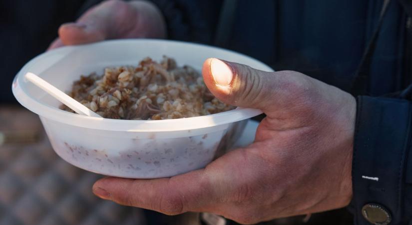 Angyalbatyut is kaptak a gyerekek Pétervásárán