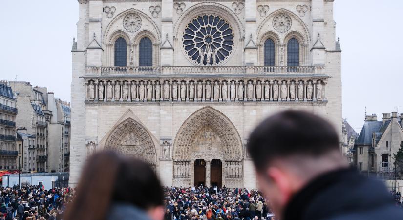 Soha nem látott rajzok kerültek elő a Notre-Dame-ról