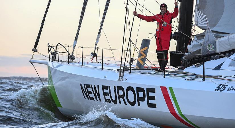 Weöres Szabolcs hajósérülés miatt feladta a Vendée Globe földkerülőt