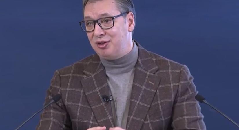 Vučić a tanároknak: Kik maguk, hogy bármelyik gyereket az utcára vigyék tüntetni?