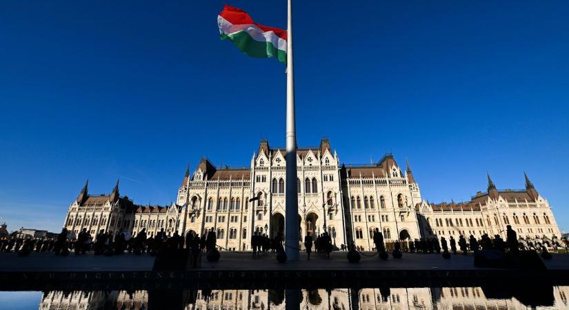 A nemzetiségek napjára emlékeznek: ülésezik ma a parlament