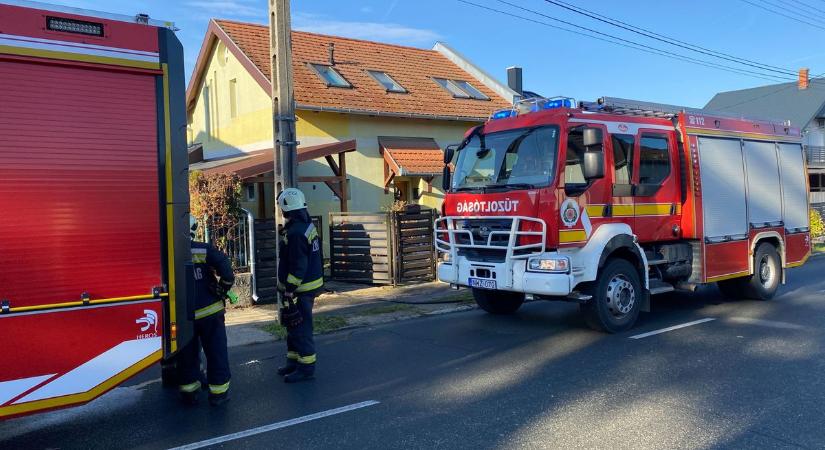 Kigyulladt egy melléképület Zalaegerszegen - frissítve