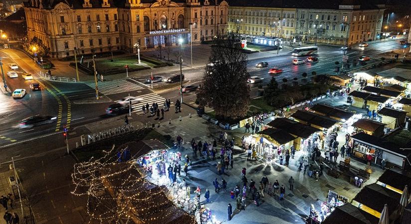 Vasárnap délután 5 órakor gyújtják meg a negyedik győri adventi gyertyát