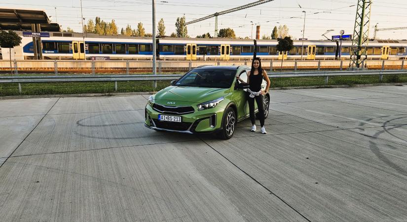 Dögös zöld kompakt crossover lázadóknak: Kia XCeed X-GT-line