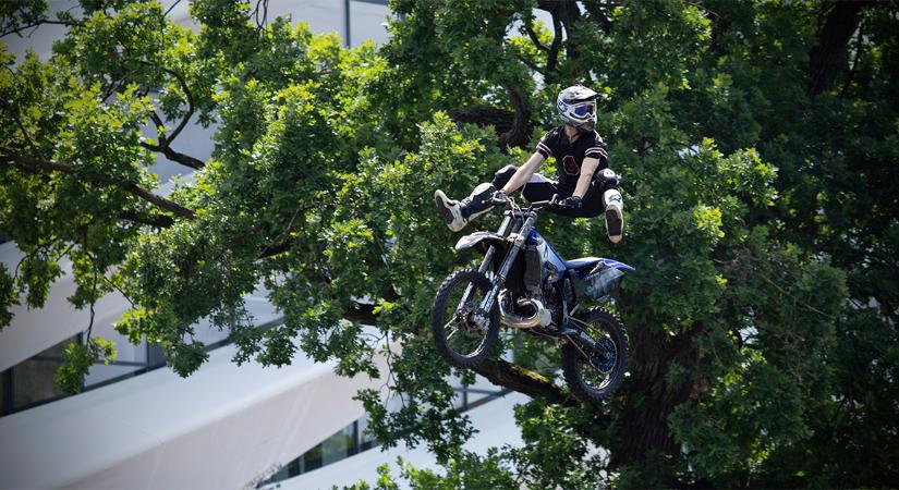 Debrecen Drive, új egyetemi komplexum, rászorulók lakhatási támogatása és rengeteg sport: ez történt májusban – videóval