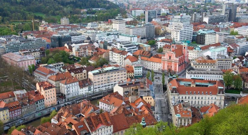 Nem alkotmányellenes a bankok megadóztatása árvíz idején