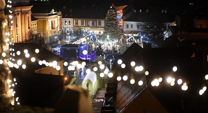 Sokan nem fognak otthon karácsonyozni – ezek a legnépszerűbb úti célok a hatnapos hosszú hétvégére