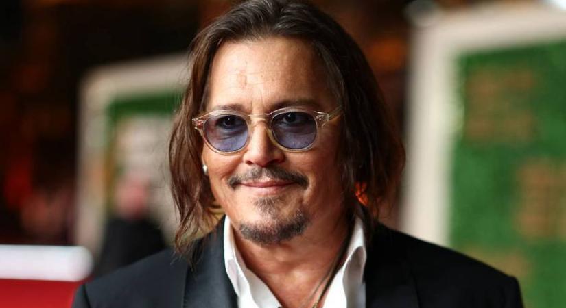 Ő Johnny Depp ritkán látott fia: Jack tiszta apja