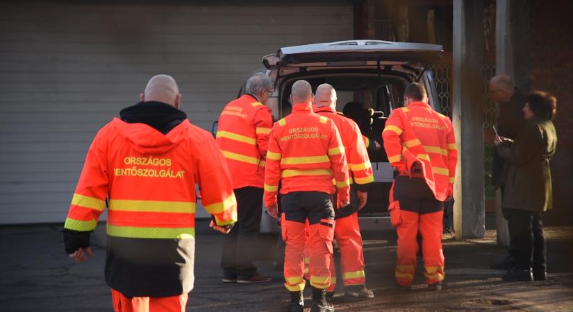 Köszönjük nekik! 110 mentős és háziorvos ügyel majd Szenteste Baranyában