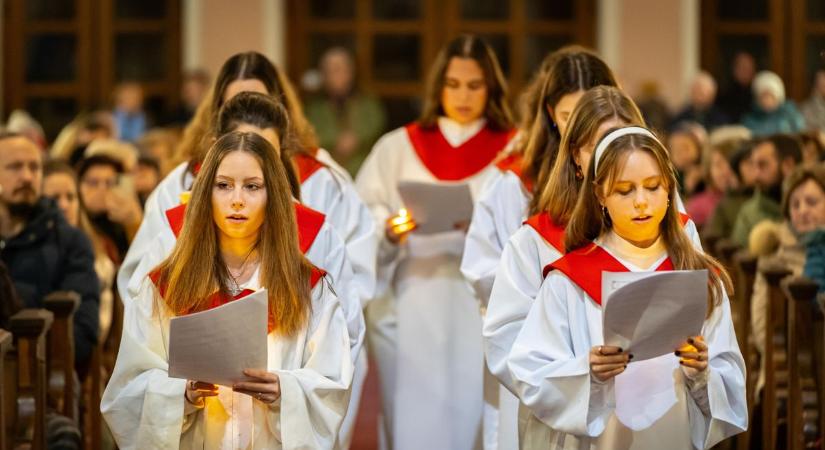 A pápa zeneszerzőjének művei csendültek fel