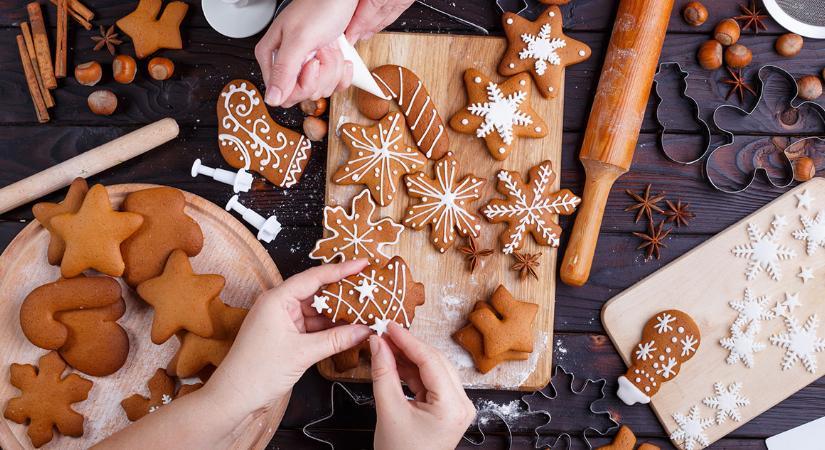 Mézeskalács receptek: egy azonnal puha és egy fára díszként akasztható