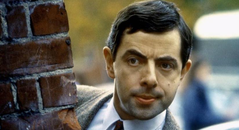 Íme Rowan Atkinson 26 évvel fiatalabb párja: 24 éves házasságot dobott el Louise miatt