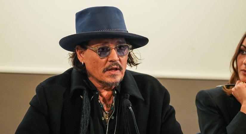 Elképesztő, milyen életmódot folytat Johnny Depp 22 éves fia