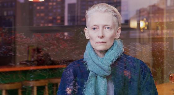 Tilda Swinton Arany Medve-díjat kap a Berlinalén