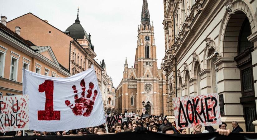 Több, mint kétszáz vajdasági magyar értelmiségi írta alá az egyetemisták támogatásáról szóló felhívást