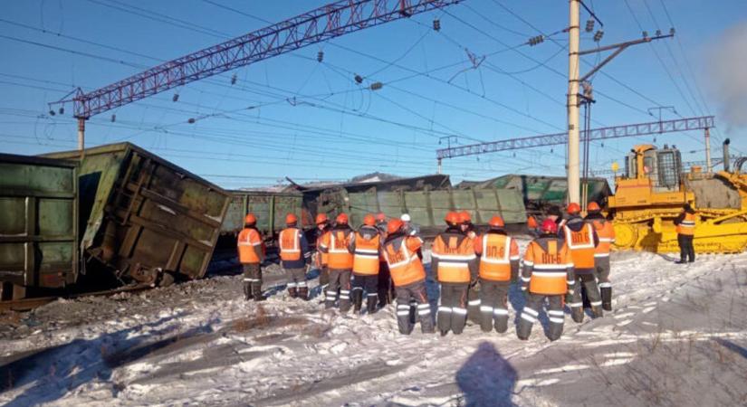 Összeütközött Oroszországban két tehervonat