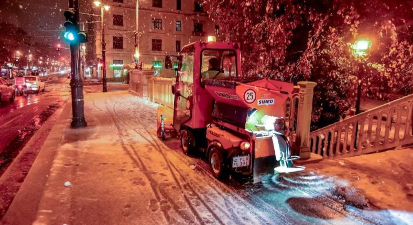 Órákon belül nagy hó várható Budapesten, ezt kérik az útnak indulóktól