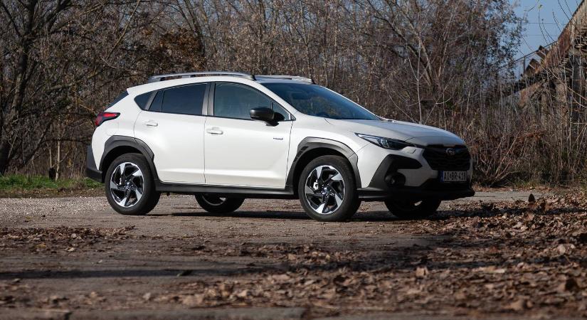 Tudja, amit a hobbiterepjáróknak kéne - Teszt: Subaru Crosstrek 2.0i e-Boxer Lineartronic – 2024.