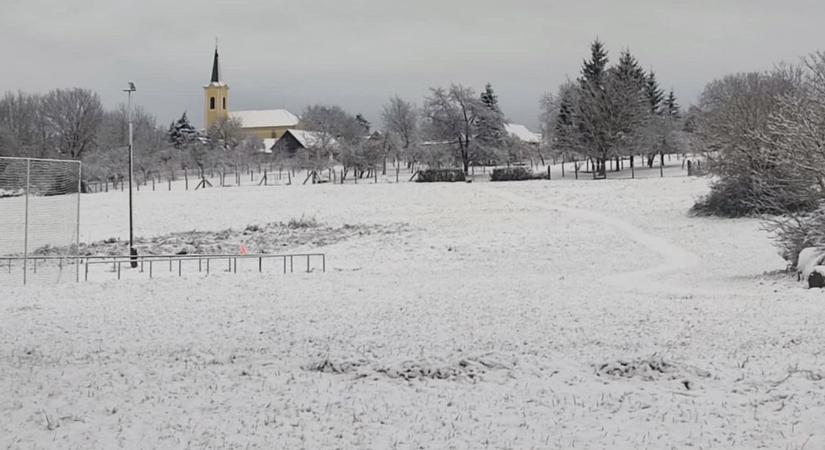 Az ország nyugati felében egyre nő a fehér karácsony esélye - térkép