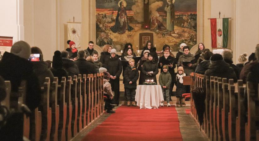 Aranyvasárnapi hangverseny a katolikus templomban