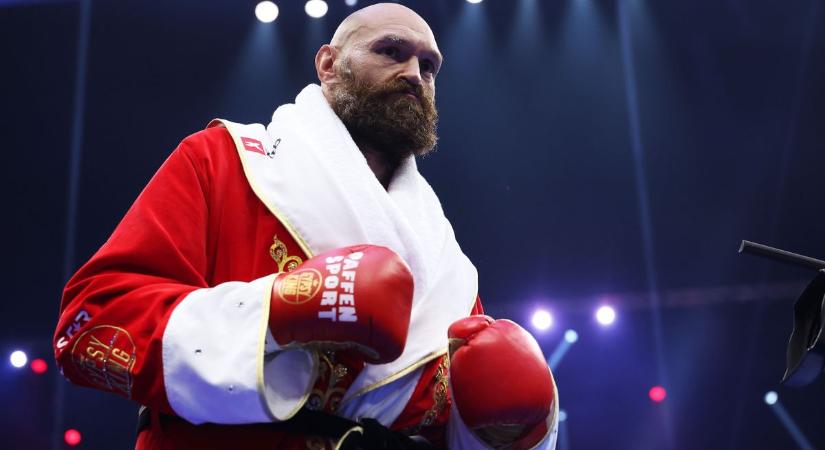 Tyson Fury a visszavonulásról beszélt, felesége vigasztalta a vesztes bunyóst