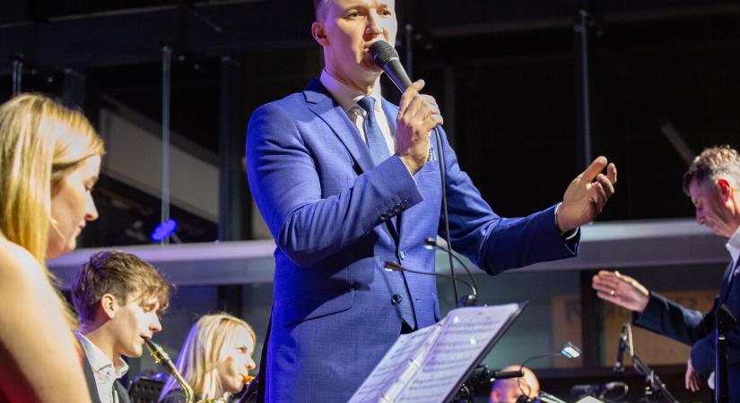 Az Arénában várta a karácsonyt a Kanizsa Big Band