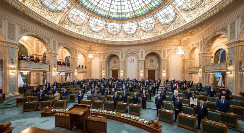 Bemutatjuk a parlament házelnökeit, a képviselőház vezetőjére még ellenzékiek is szavaztak