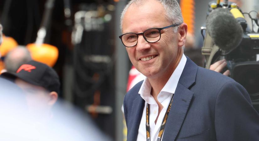 Domenicali tanácsokkal látta el Hamilton a Ferrarihoz való csatlakozás előtt