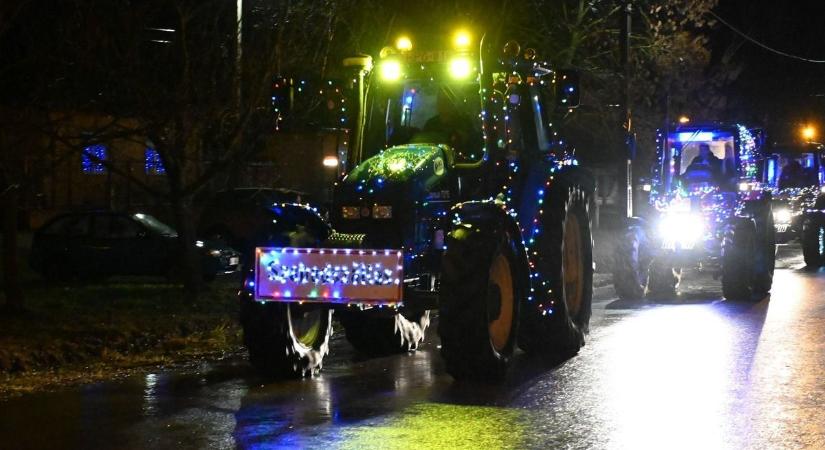 Dízelparti színesítette az adventi várakozás időszakát Szabadszálláson – galériával