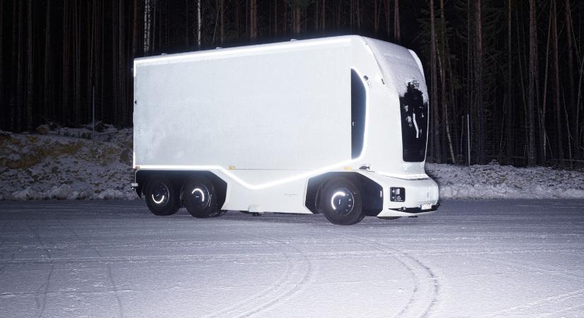 Forgalomba állt a jövő teherautója