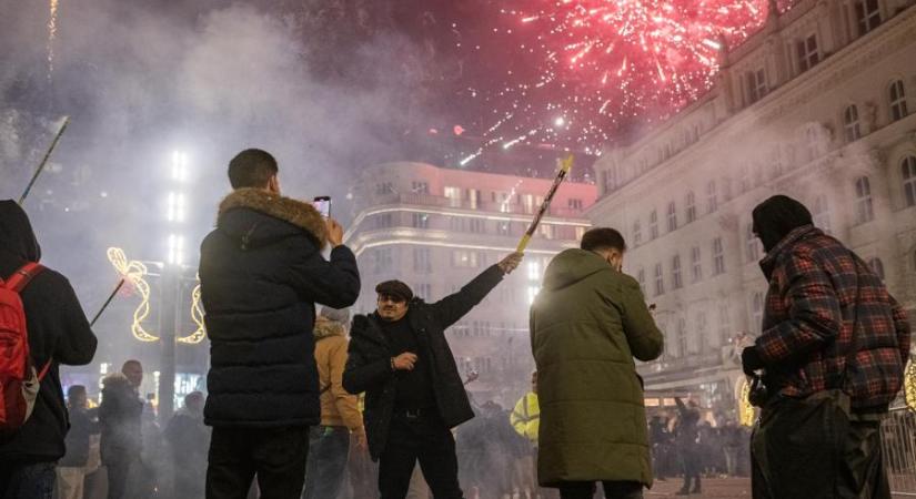 A III. kerület csaknem minden zugában betiltották a szilveszteri-újévi tűzijátékozást