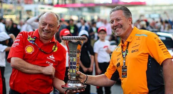 Újra Ferrari vs. McLaren – az év F1-es csapatvezetője