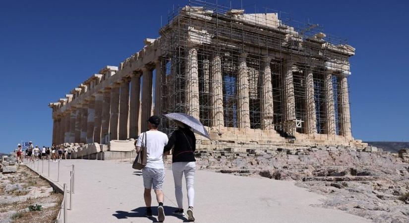 Nagy ajándékot kaptak az egykori királyi család tagjai