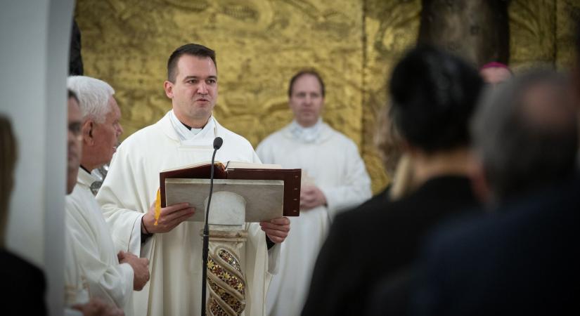 Törő András atya: A szent kapu nem tesz csodát, de a Krisztussal való találkozásra szólít