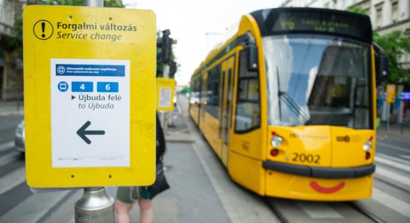 Megsérült egy vízcső Budán, péntektől csak a Széll Kálmán tér és a Corvin-negyed közt járnak a 4-es és a 6-os villamosok