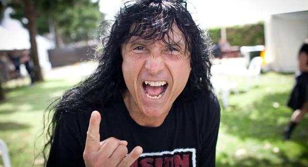 Joey Belladonna egy lovardában is dolgozott, miután 1992-ben kilépett az Anthrax-ből