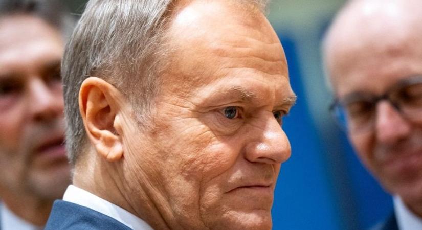 Donald Tusk karácsonykor sem fogta vissza magát