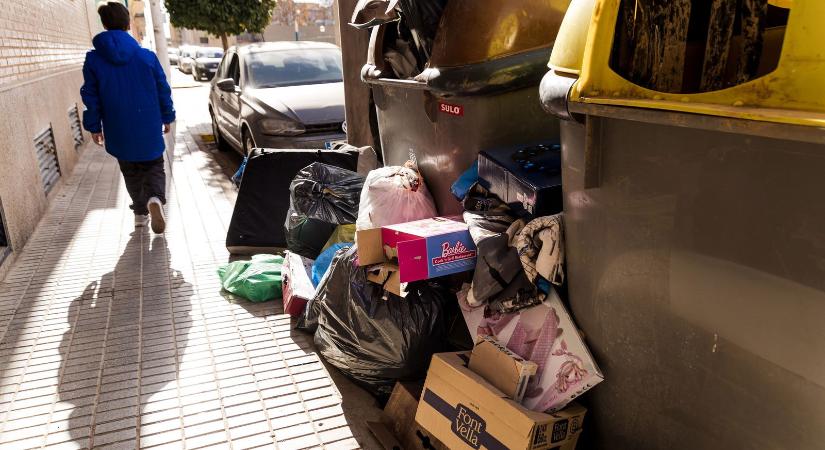 Ide kerülnek a visszaváltott palackok, feleslegesen gyűjtenék szelektíven a magyarok a műanyagot? Kiderül végre a titok