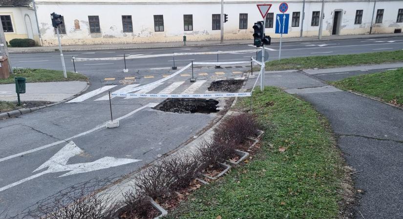 Lezárták az Ybl utca egy szakaszát, a mentőknek is kerülniük kell