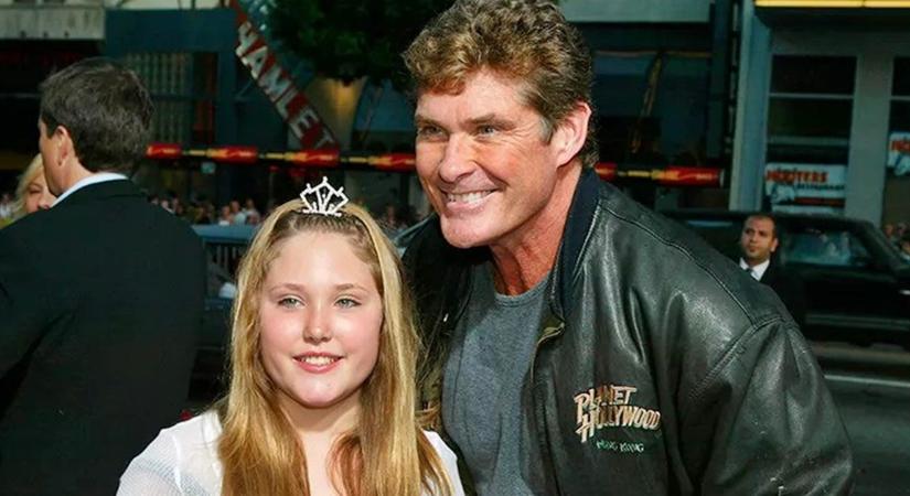 David Hasselhoff lánya ducimodellként dolgozik – Így néz ki most a 32 éves Hayley