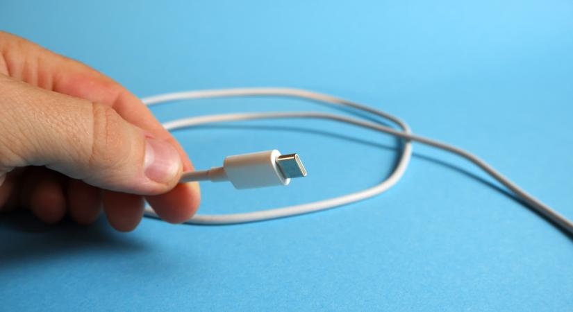 Mától már csak USB-C csatlakozóval ellátott készülékeket lehet értékesíteni az EU-ban