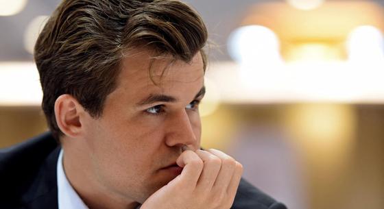 Egy farmernadrág miatt került bajba Magnus Carlsen, ott is hagyta a sakk-vébét