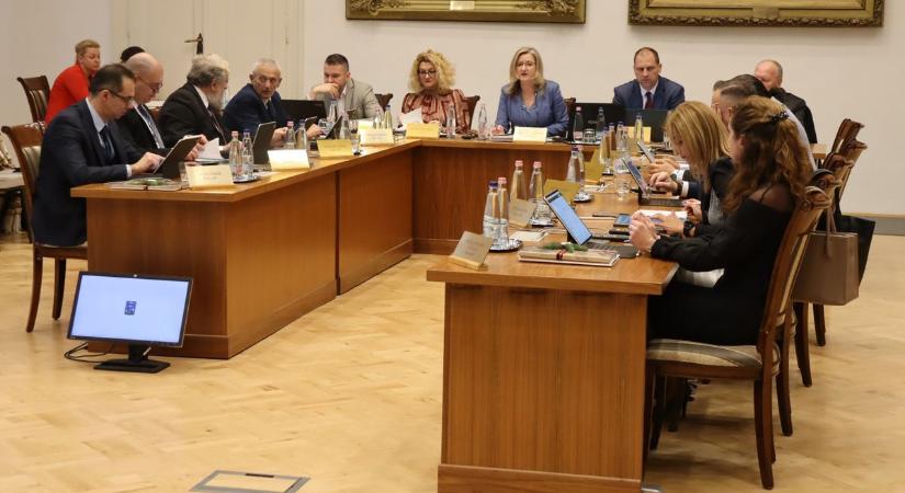 A makói palagáz újra szóba került