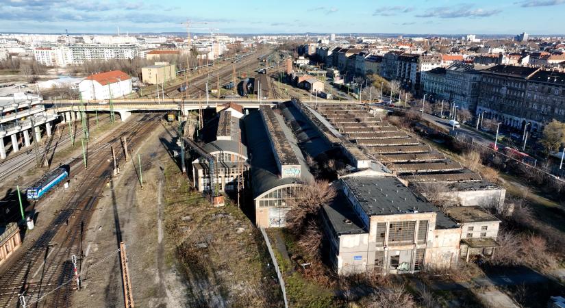 Nincs pénz a felújításukra, ingyen adják magánkézbe a budapesti pályaudvarokat